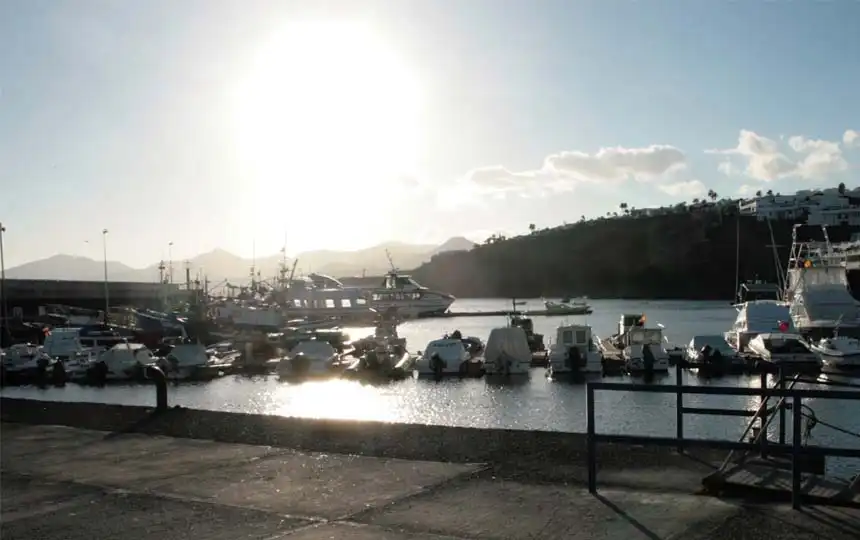 lanzarote-hafen-sueden Hafen an der Südküste von Lanzarote im Abendlicht