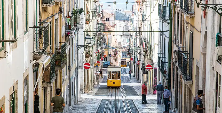 lissabon-portugal-strassenbahn Straßenbahn in Lissabon, Portugal