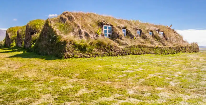 glaumbaer-island-ringstrasse Wiesenhäuser in Glaumbaer in Island