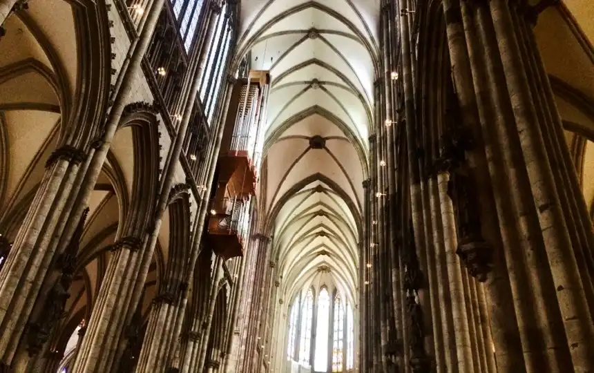 koeln-dom-innen-860x540 Kölner Dom von Innen