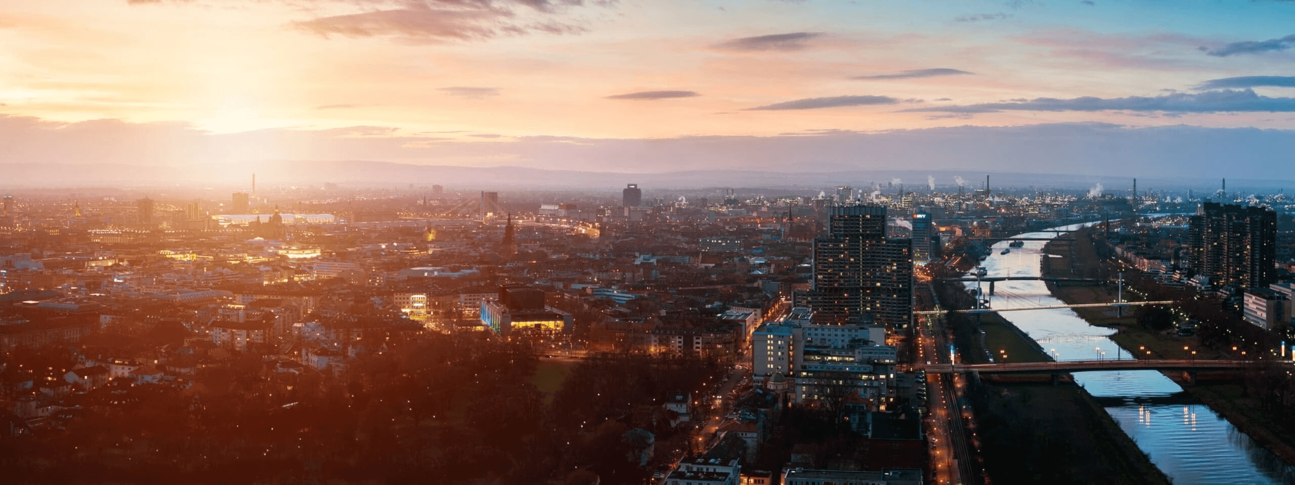 adac autovermietung mannheim stadt panorama fotolia 78420844