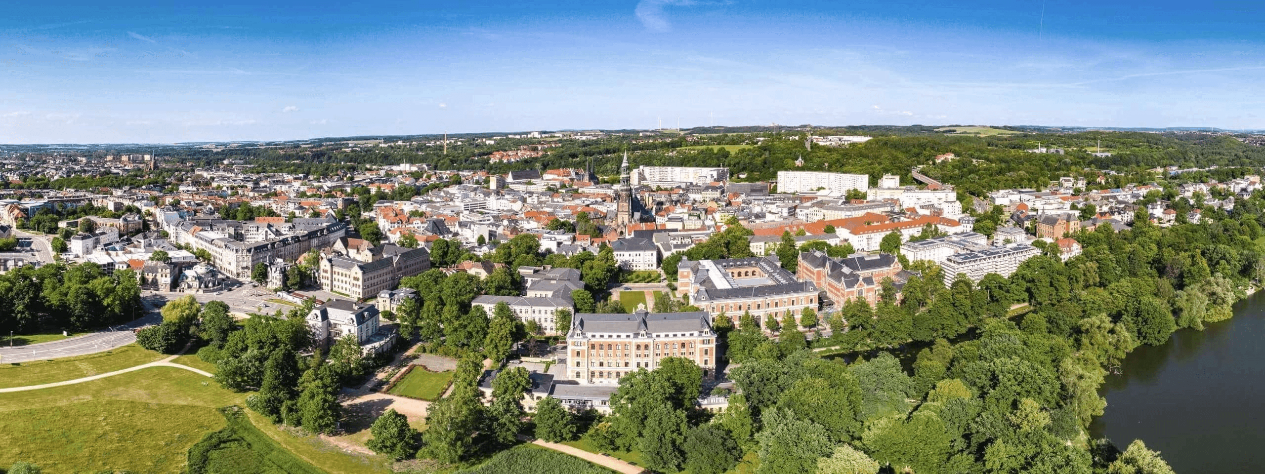 adac autovermietung zwickau panorama fotolia 190559019