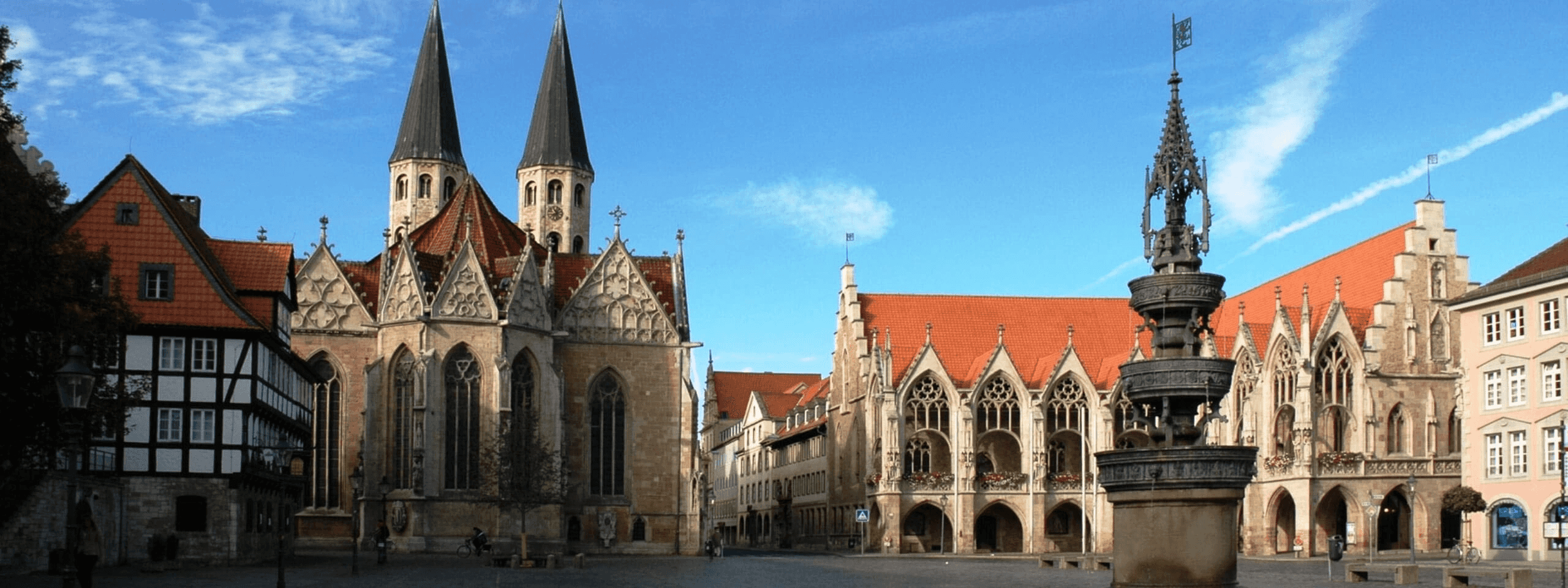 adac autovermietung braunschweig marktplatz fotolia 23507950