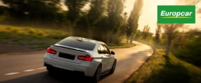 landstrasse mietwagen weiss heck, europcar logo, fotolia 213989519