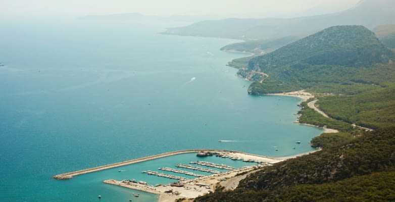 Blick auf die Küste der Türkischen Riviera in der Region Antalya